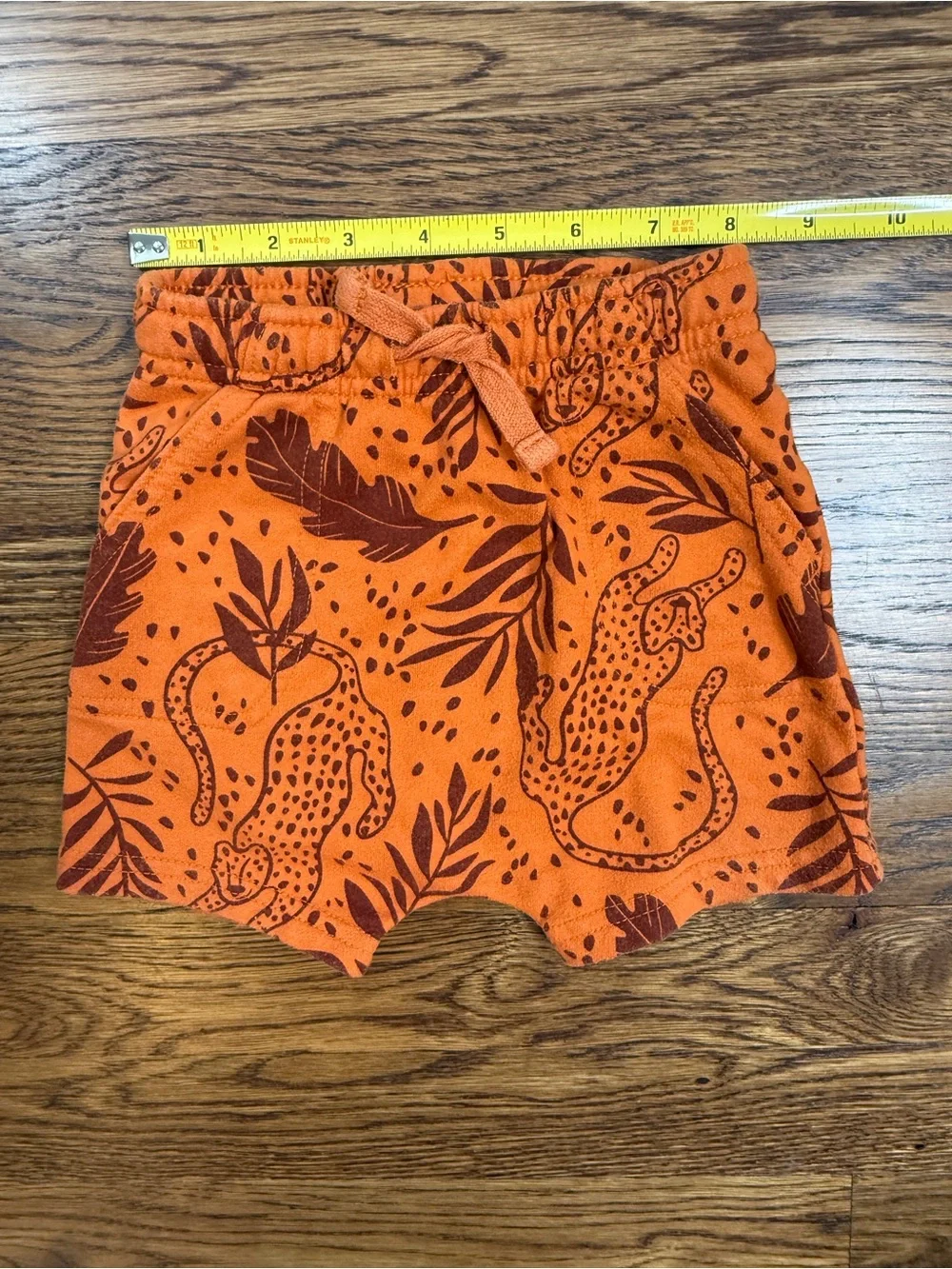Cat & Jack x Danielle Peterson Kids Cheetah Print Sweatshirt/ Short Set 18 M